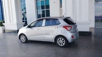 Bán xe i10 bản đủ chính chủ từ mới đời 2016