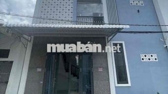 Nhà lầu 2 phòng 2 máy lạnh hẻm Trần Nam Phú