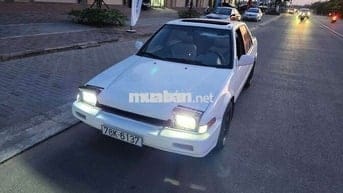 Honda Accord cửa nóc, đèn mắt chớp 1986