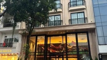 🎁 Cho thuê Nhà KHÁCH SẠN trung tâm Cầu Giấy - 29 phòng Đầy đủ PCCC