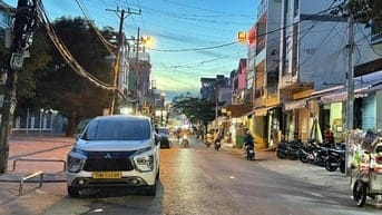 Gấp bán nhà HXH quay đầu 4x19 cách Dương bá Trạc 30m đã hoàn công 10t3