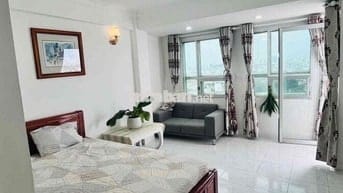 2 Phòng Ngủ – Full Nội Thất – Ngay Ngã Tư Hàng Xanh