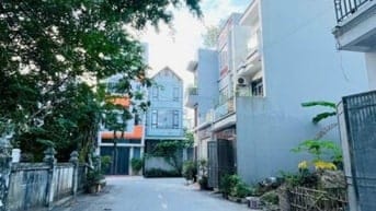 :b :b SIÊU PHẨM NÉT, NHÀ ĐẸP 31 M2, 4 TẦNG, Ô TÔ ĐỖ CỬA TẠI PHỤNG CHÂU