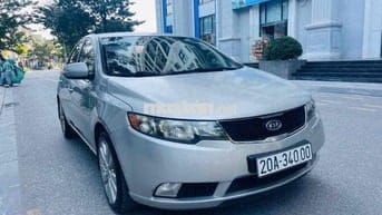 kia Fote nhập khẩu số tự động bản đủ