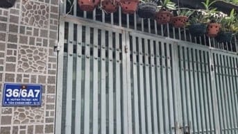 CẦN BÁN NHÀ ĐƯỜNG HUỲNH THỊ HAI, GẦN UBND P.TCH, SHR, HXH