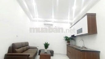 Bán nhà linh quang 37m2,6 tầng khung cột,8 phòng,20m ra ô tránh,9,2 tỷ