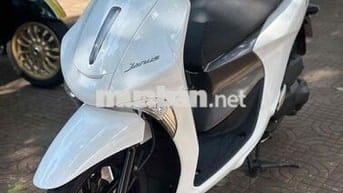 Yamaha Janus 2019 Smartkey Trắng