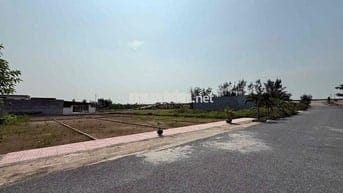 lô góc diện tích 103m2 mặt tiền 5.8m bãi tắm quất lâm nam định