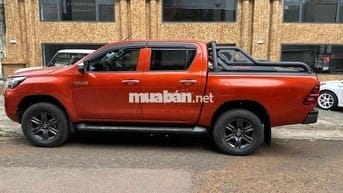 TOYOTA HILUX 4x2 AT 2021 NHẬP KHẨU