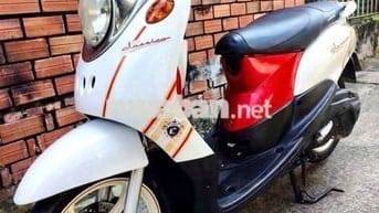 Xe máy Classico Trắng đỏ