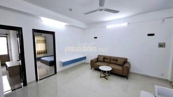 Cần bán căn hộ chung cư Khánh hội 1, 2PN, nhà đẹp, view Quận 1