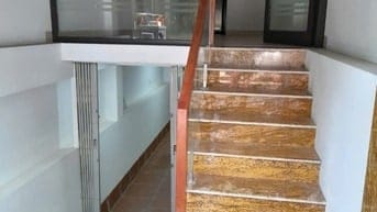 CHÍNH CHỦ CHO THUÊ NHÀ 5 TẦNG LÀM VĂN PHÒNG TẠI KHU  PHÚ DIỄN