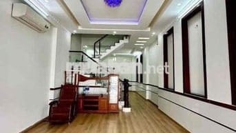 Bán nhà 3 tầng gần Phạm Văn Đồng, 65m2, HXH, giá 6.1tỷ Thủ Đức. gấp