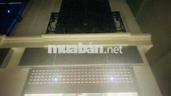 Nhà mới xây, lô góc, 2 mặt thoáng, ô tô đỗ cửa, 3PN phù hợp GĐ.