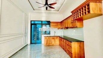 NHÀ MƠID Ở NGAU TRƯỜNG THỌ THỦ ĐỨC