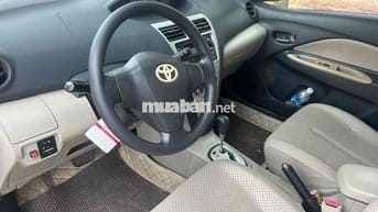 Toyota Yaris 2008 - 16 km