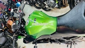 KAWASAKI Z300