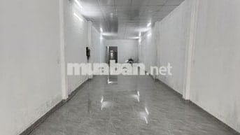 🏢 Cho thuê nhà mặt tiền thương mại, phù hợp làm: Showroom / Kho / Ở