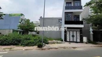 Gấp Sang Đất 100m2 Gần KHU CÔNG NGHIỆP NAM TÂN UYÊN, chốt nhanh