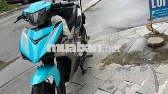 vợ cho tiền mua CB 500x nên thừa