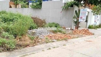 Bán Lỗ Lô Đất DT 300m2 730Tr gần Trường ĐH Việt Đức - Bến Cát Sổ Sẵn