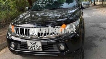 Mitsubishi Triton 2015 số tự động