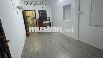 cho thuê nhà nguyên căn. 2pn1wc Tô Hiến Thành Q10