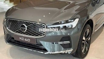Volvo XC60 Ultra 2026 Forest Lake giảm 200 triệu