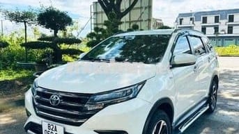 Toyota 7 chỗ số tự động có trả góp đỗi xe