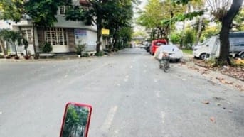 BÁN NHÀ HẺM 10m có CÔNG VIÊN NỘI KHU