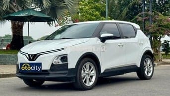VinFast VF5 Plus 2024 - Màu trắng - 3vkm - Mua pin
