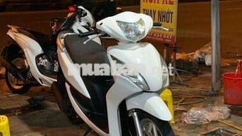 Honda Vision màu Trắng