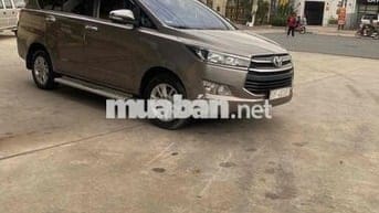 Toyota Innova 2017 2.0E - 120000 km