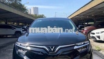 VinFast VF8 Eco 2023 Đen