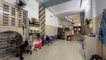 Quá hiếm nhà 3tầng 3pn quận 05 - chỉ 100 triệu/m2 - nhà còn mới ở ngay