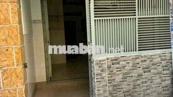 cho thuê nhà cấp 4. CMT8 p15 Quận 10