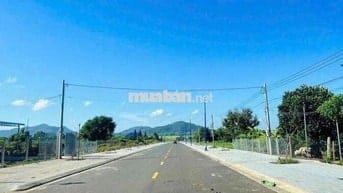 MẶT TIỀN ĐƯỜNG TẠ VĂN SÁU - THỊ TRẤN ĐẤT ĐỎ - BRVT ( nay TP HCM) ĐƯỜNG