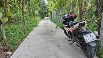 Đất bán 1.750m giá 800tr trọn thửa . Lộ xe 4 chỗ tới đất.có Điên nước 