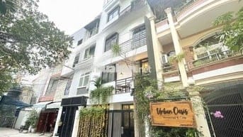 🌅🌄Nhà hẻm Hoàng Sa, 3PN + 5WC + sân thượng