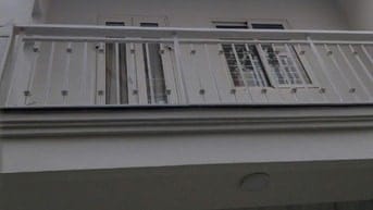 Kẹt tiền bán nhà 3 tầng nhỏ xinh HXH cuối Trường Sa, giáp PN, 4.87 tỷ