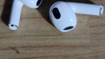 TAI Nghe Bluetooth APPLE thanh lý dọn nhà. 