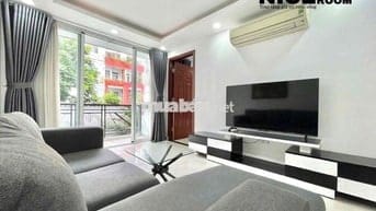 Cho Thuê Căn Hộ Rộng  40m2 View Landmark 81 , Ngay Trung Tâm Q1