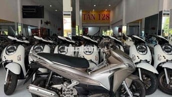 AIR BLADE 2012. Xém Cọp - Cực Đẹp - Máy Zin Êm Ấm