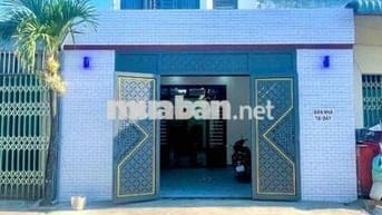 Nhà phố sân xe tăng đường xe tăng