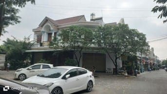 Cần cho thuê Nha Nguyên Căn góc 2 măt tiền 