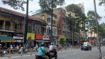 Cho thuê nhà Nguyên Căn - Mặt Tiền Trần Hưng Đạo - An Bình. 5 tầng. 