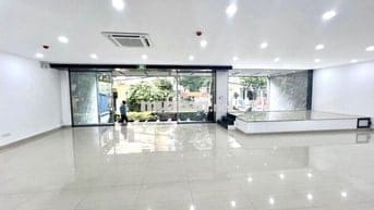 Duy Tân - MBKD 200m2 mặt tiền rộng 10m, 2 oto tránh nhau, 2 thoáng