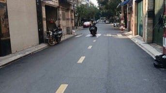 Bán Nhà : hẻm 8m đường Đồng Đen P.14 Q.Tân Bình Tp.HCM -dt:4x16m 4 lầu
