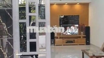 Căn nhà gác đúc, diện tích 82m2, đầy đủ công năng