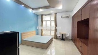 STUDIO CỬA SỔ FULL NỘI THẤT NGAY CV LÀNG HOA